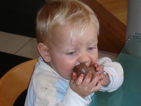 Huuummm... c'est bon, le chocolat!!!